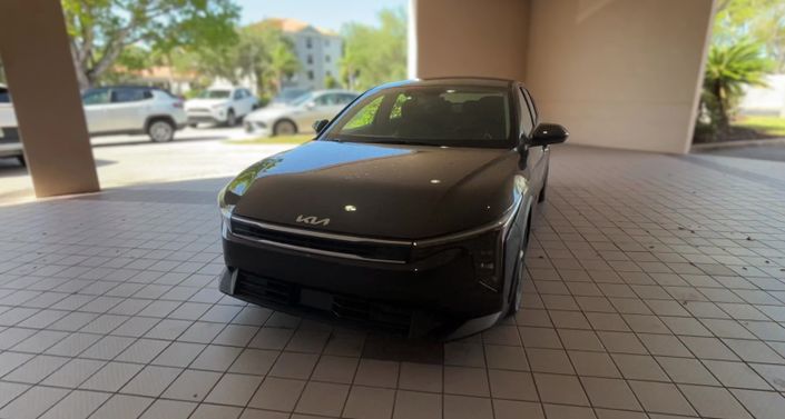 Thumbnail: 2025 Kia K4 - 1