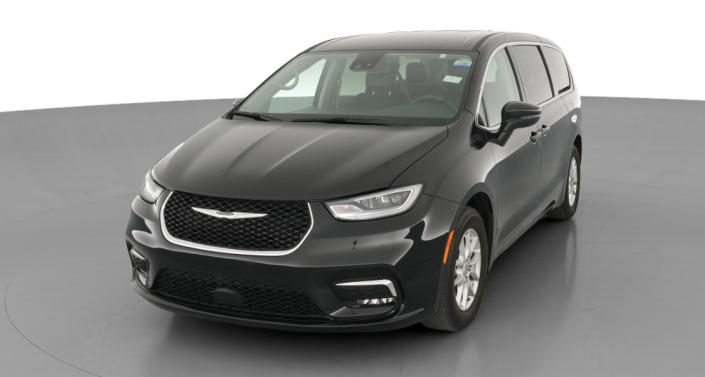 Thumbnail: 2023 Chrysler Pacifica - 1