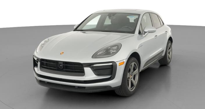 Thumbnail: 2025 Porsche Macan - 1