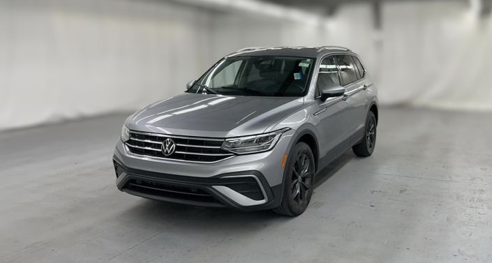 Thumbnail: 2022 Volkswagen Tiguan - 1