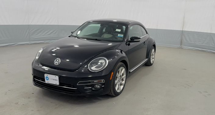 2019 Volkswagen Beetle SE -
                  Akron, NY