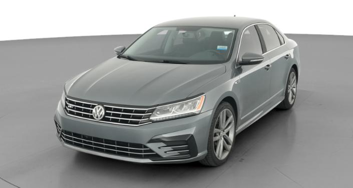 Thumbnail: 2017 Volkswagen Passat - 1