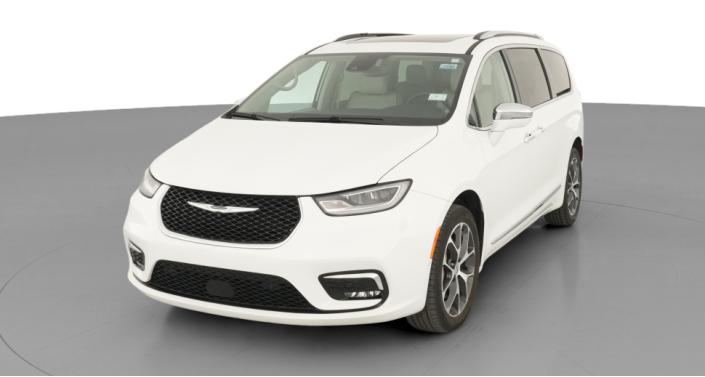 Thumbnail: 2021 Chrysler Pacifica - 1