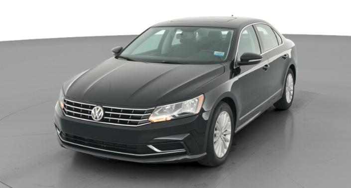 Thumbnail: 2017 Volkswagen Passat - 1