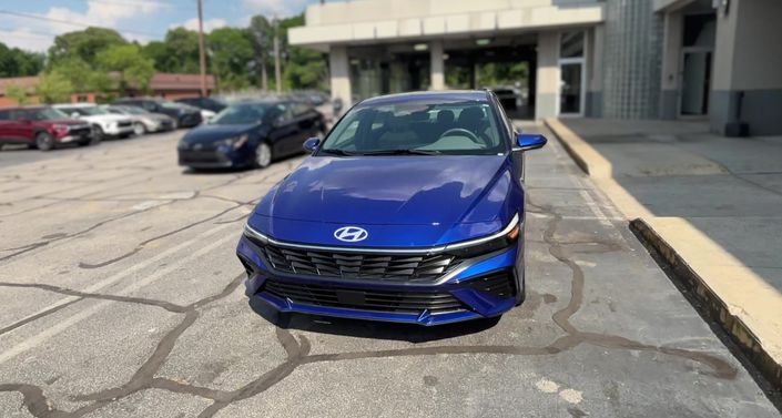 Thumbnail: 2025 Hyundai Elantra - 1