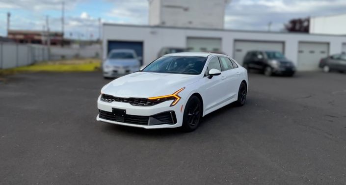Thumbnail: 2025 Kia K5 - 1