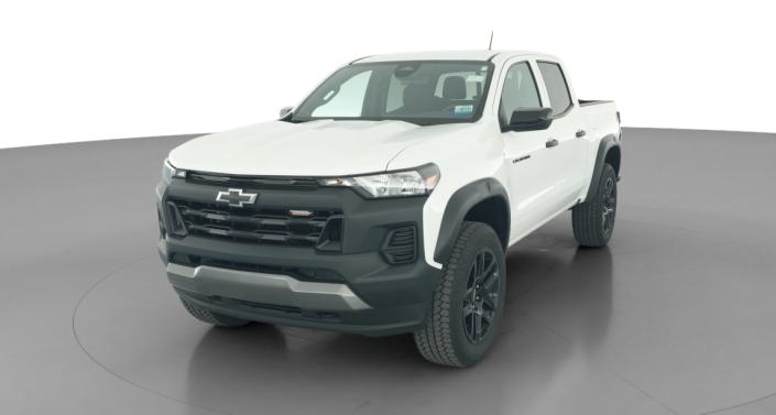 Thumbnail: 2023 Chevrolet Colorado - 1
