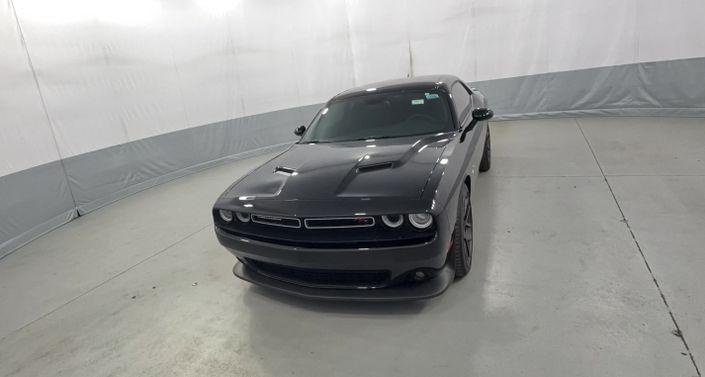 Thumbnail: 2016 Dodge Challenger - 1