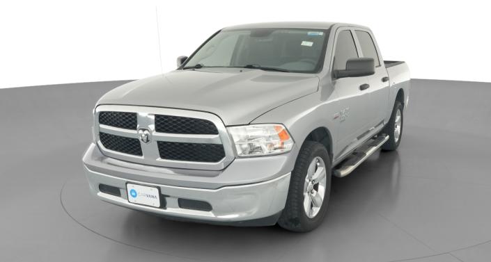 Thumbnail: 2020 RAM 1500 Classic - 1