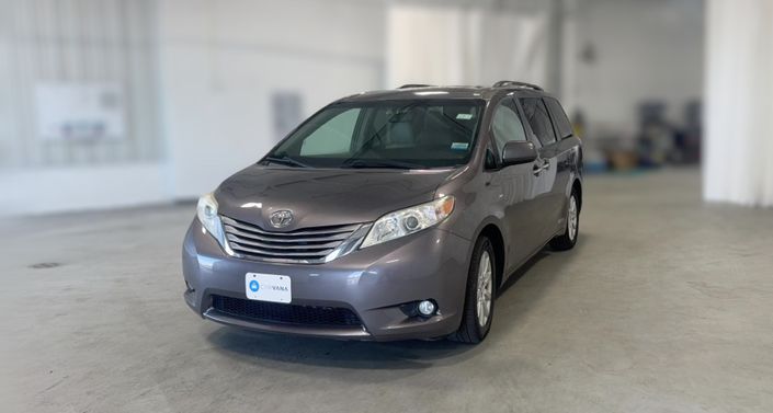 Thumbnail: 2017 Toyota Sienna - 1