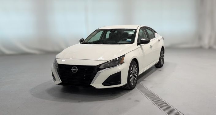 Thumbnail: 2025 Nissan Altima - 1