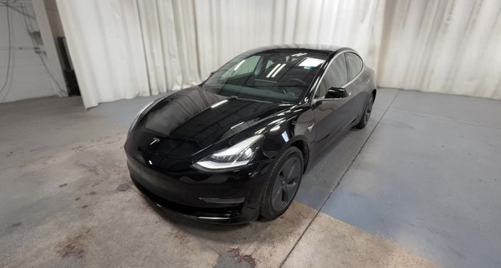 Thumbnail: 2020 Tesla Model 3 - 1
