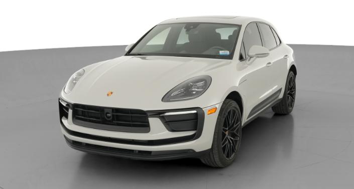 Thumbnail: 2023 Porsche Macan - 1