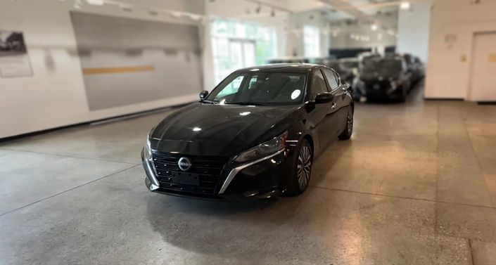 Thumbnail: 2024 Nissan Altima - 1