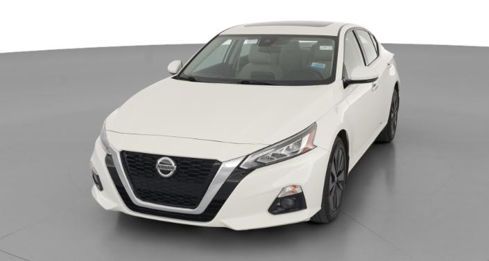 Thumbnail: 2022 Nissan Altima - 1