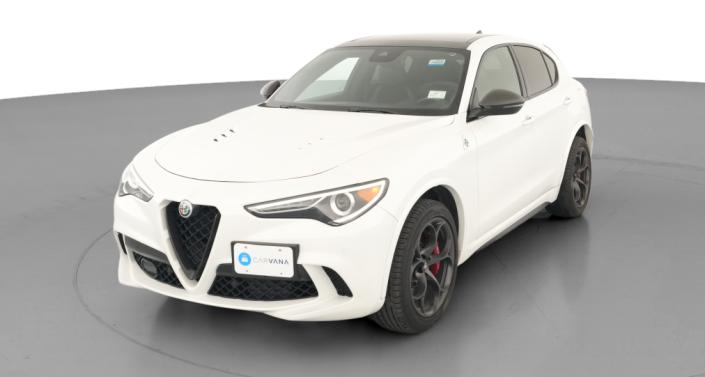 Thumbnail: 2020 Alfa Romeo Stelvio - 1