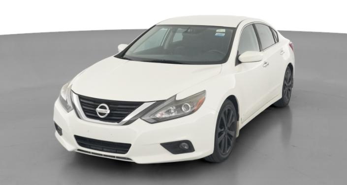 Thumbnail: 2017 Nissan Altima - 1