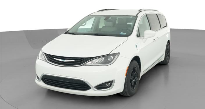 Thumbnail: 2019 Chrysler Pacifica - 1