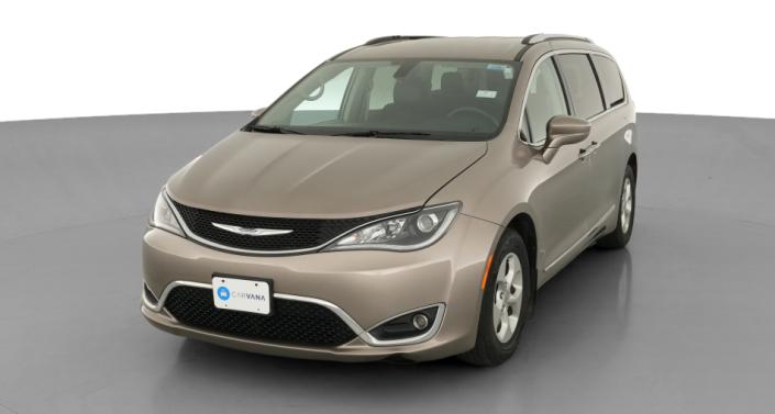Thumbnail: 2017 Chrysler Pacifica - 1