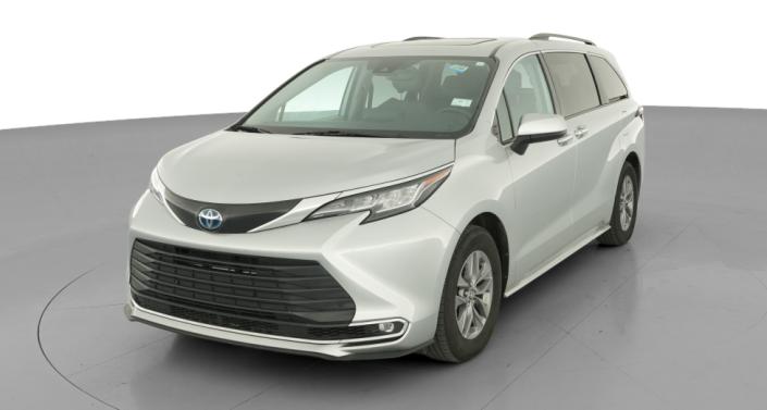 Thumbnail: 2022 Toyota Sienna - 1