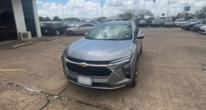 Thumbnail: 2025 Chevrolet Trax - 1