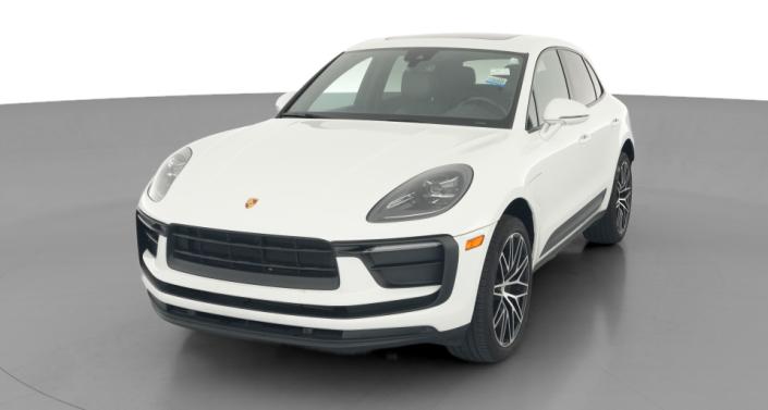 Thumbnail: 2022 Porsche Macan - 1