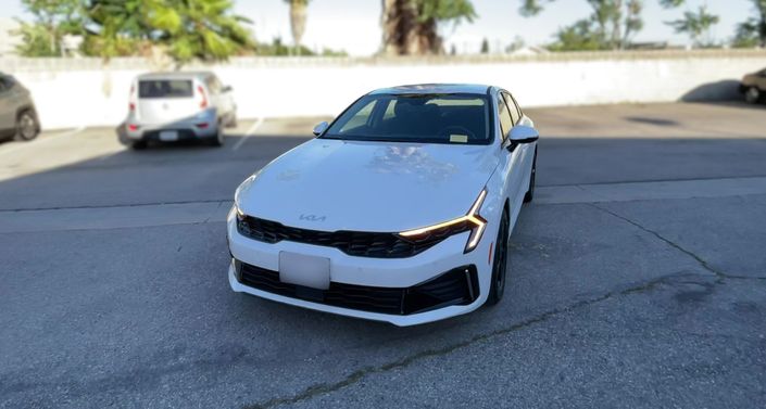 Thumbnail: 2025 Kia K5 - 1