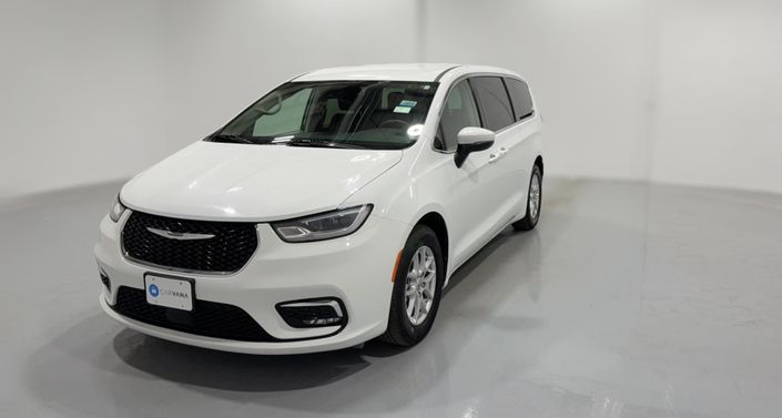 Thumbnail: 2023 Chrysler Pacifica - 1
