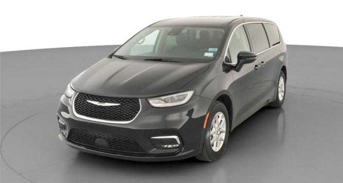 Thumbnail: 2023 Chrysler Pacifica - 1