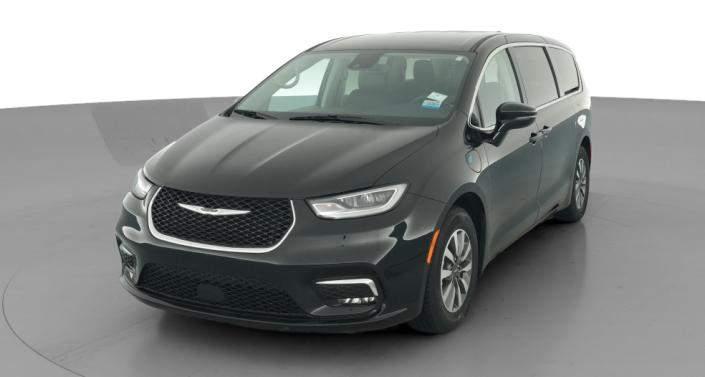Thumbnail: 2024 Chrysler Pacifica - 1