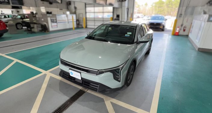 Thumbnail: 2025 Kia K4 - 1
