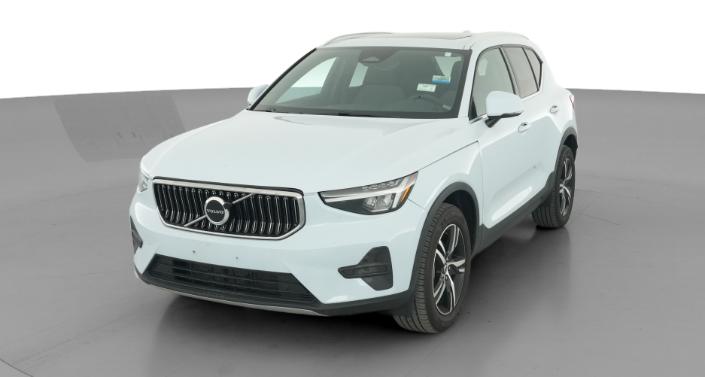 Thumbnail: 2024 Volvo XC40 - 1