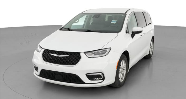 Thumbnail: 2023 Chrysler Pacifica - 1