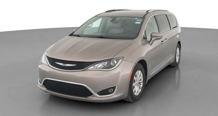 Thumbnail: 2018 Chrysler Pacifica - 1