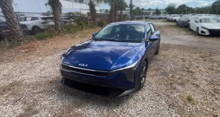 Thumbnail: 2025 Kia K4 - 1