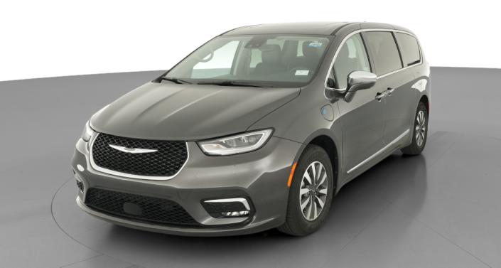 Thumbnail: 2022 Chrysler Pacifica - 1