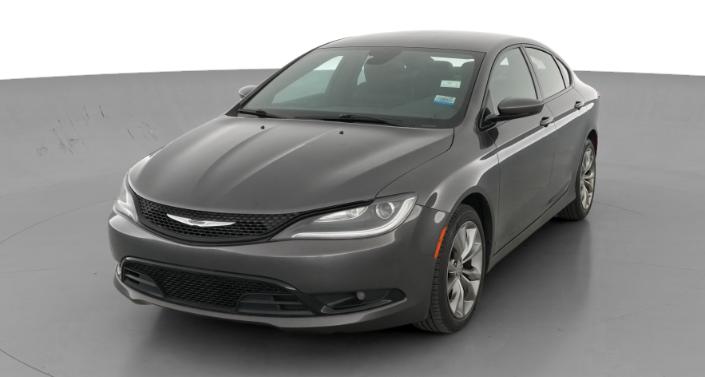 2015 Chrysler 200 S -
                  Lorain, OH