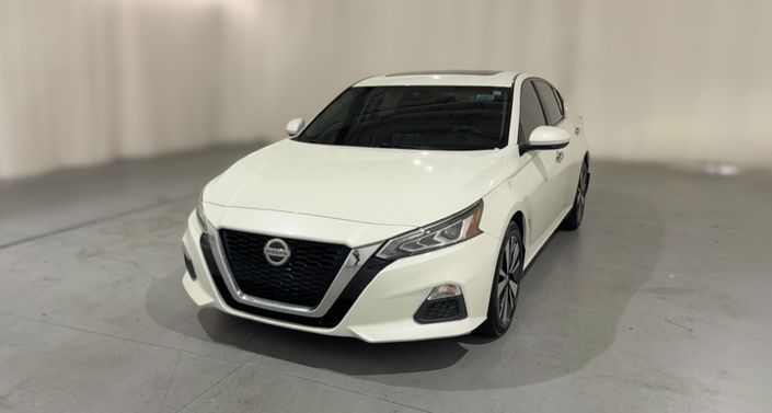 Thumbnail: 2022 Nissan Altima - 1