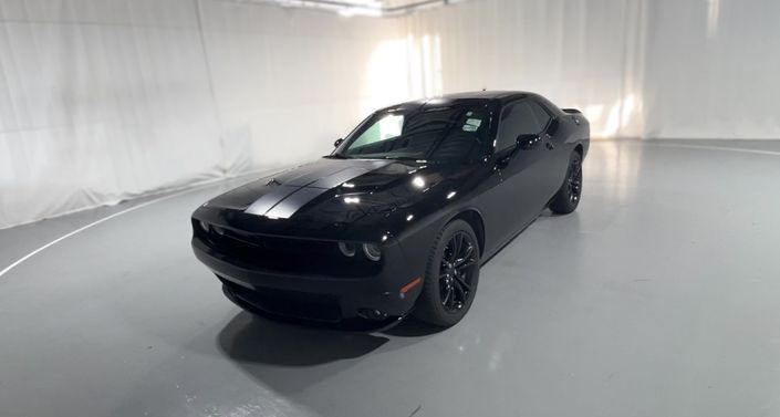 Thumbnail: 2016 Dodge Challenger - 1