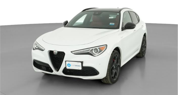 Thumbnail: 2023 Alfa Romeo Stelvio - 1