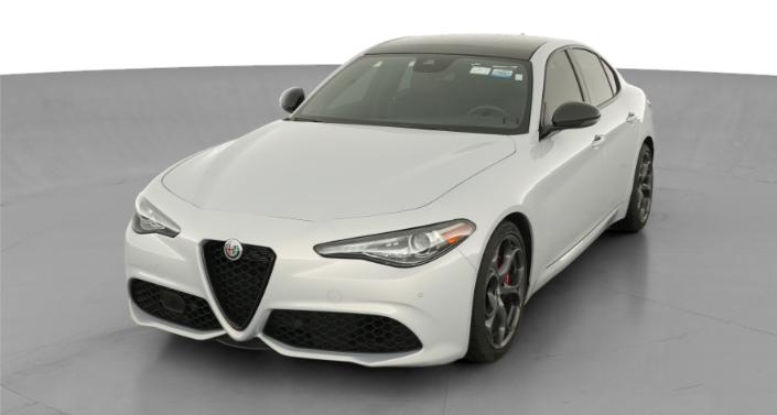 Thumbnail: 2020 Alfa Romeo Giulia - 1