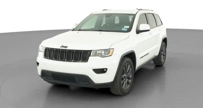 Thumbnail: 2018 Jeep Grand Cherokee - 1