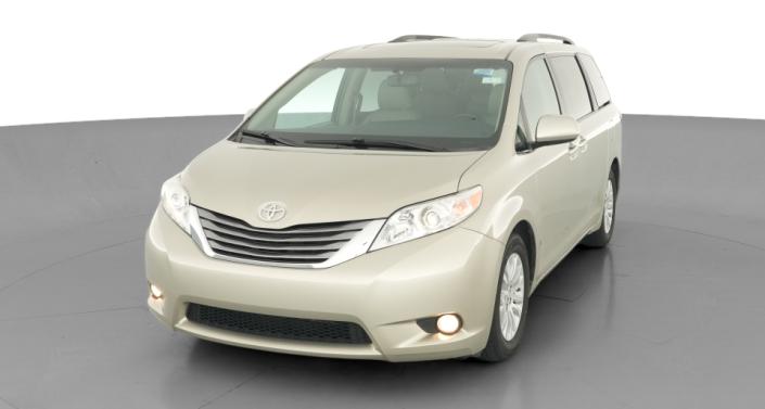 Thumbnail: 2017 Toyota Sienna - 1