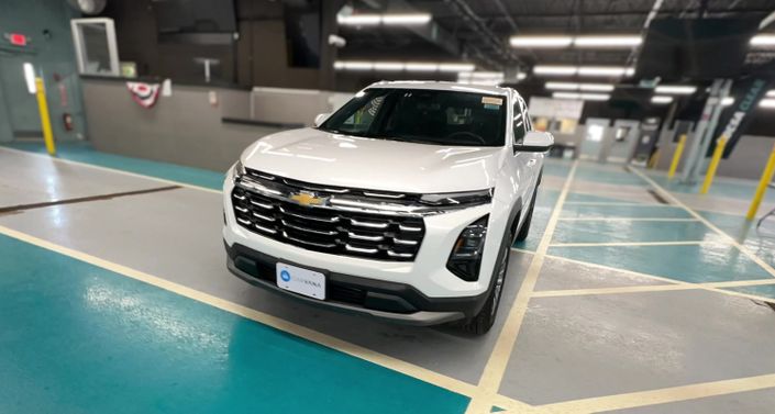 Thumbnail: 2025 Chevrolet Equinox - 1