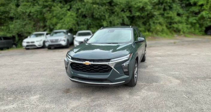 Thumbnail: 2025 Chevrolet Trax - 1