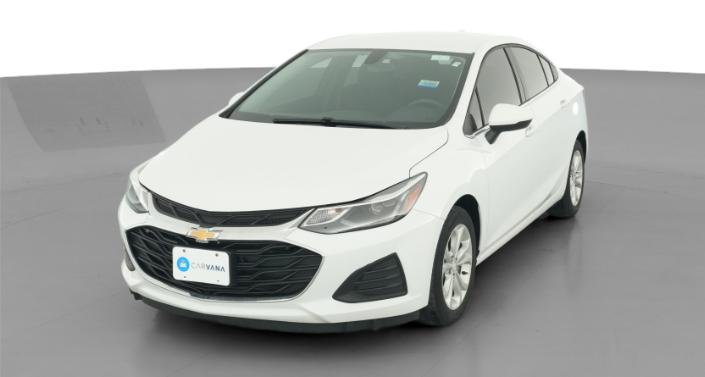 Thumbnail: 2019 Chevrolet Cruze - 1
