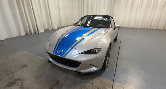 Thumbnail: 2022 Mazda MX-5 Miata - 1