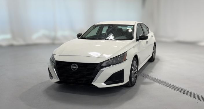 Thumbnail: 2025 Nissan Altima - 1