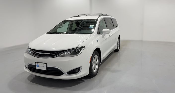 Thumbnail: 2018 Chrysler Pacifica - 1