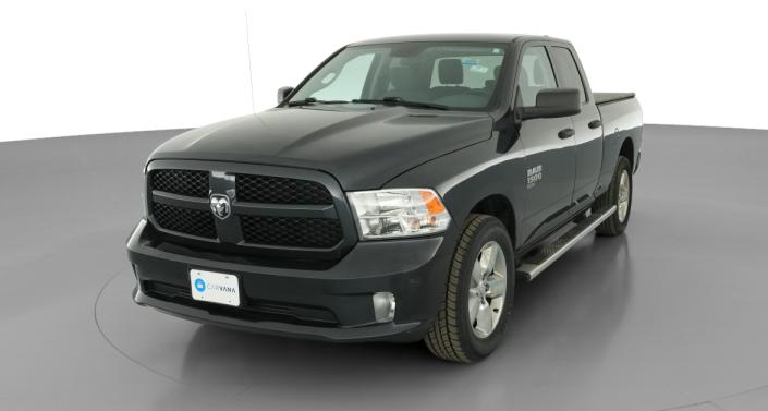 Thumbnail: 2019 RAM 1500 Classic - 1